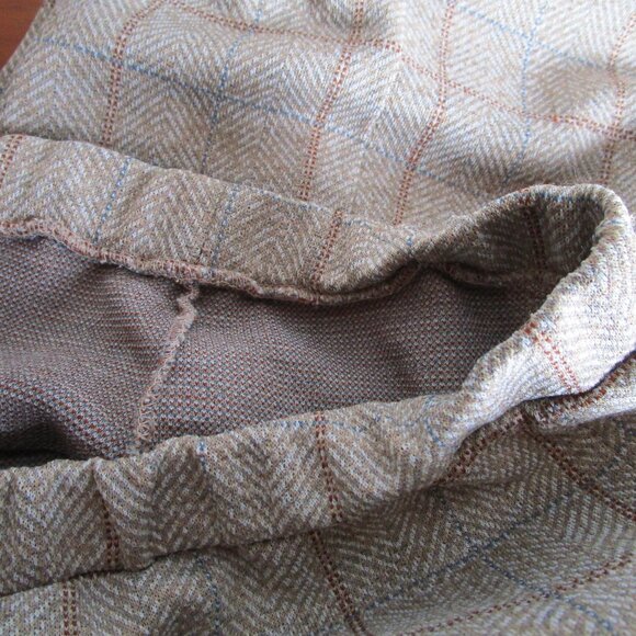1970s brown faux wool slacks with elastic waist. Plaid, used condition. - Picture 7 of 12